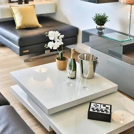 - Le Petillant Apartment